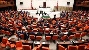 sihhat-calisanlarinin-mali-haklarinda-duzenleme-ongoren-kanun-teklifi-tbmmde-kabul-edildi-zjc5ewCy.webp