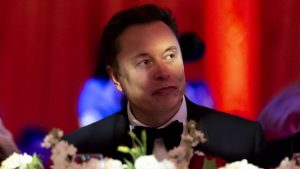 rapora-gore-iranin-bm-buyukelcisi-elon-musk-ile-new-yorkta-gorustu-b7qNQB4e.jpg