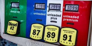 Akaryakitta-Yeni-Zam-Dalgasi-Benzin-ve-Motorin-Fiyatlari-Yukseliyor-featured