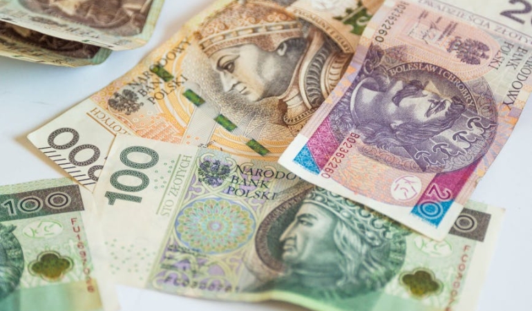 Emekli-Bayram-Ikramiyesi-Icin-14.000-TL-Teklifi-Meclis8217te-featured