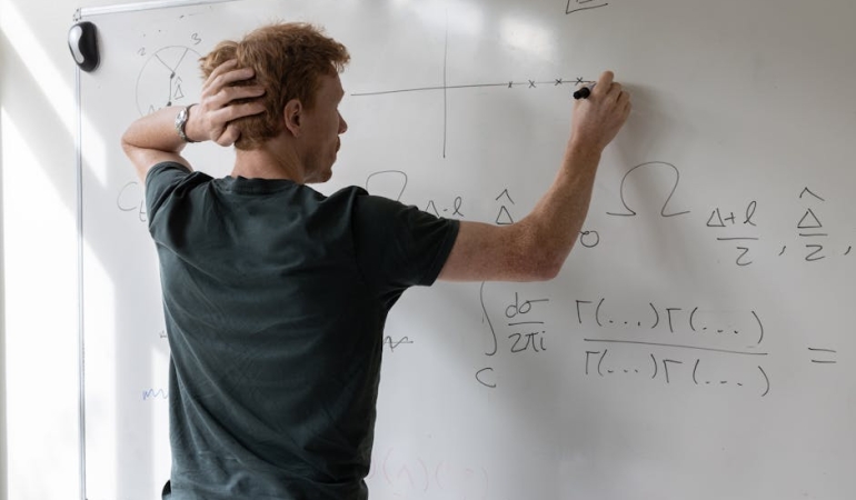 MEB8217de-Ek-Ders-Magduriyeti-Sendikadan-Kritik-Talep-featured