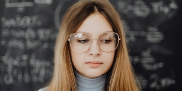 Sivas8217ta-Lise-Servisi-Devrildi-Cok-Sayida-Ogrenci-Yarali-featured