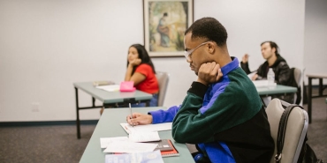 Universite-Ders-Programlarinda-Cuma-Namazi-Duzenlemesi-Yolda-featured