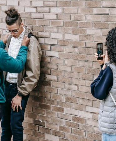 Bakan-Tekin-Akran-Zorbaligina-Duzenleme-Sosyal-Medya-Kisitlamasi-Yolda-featured