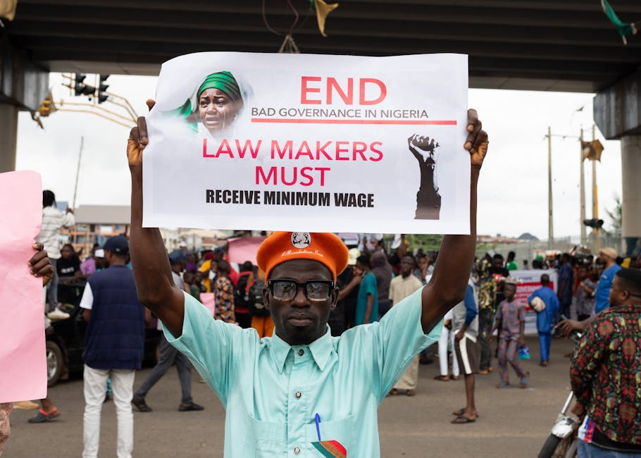 Emekli-Memur-Ayligi-Asgari-Ucretin-Altina-Dustu-Tarihi-Gerileme-featured