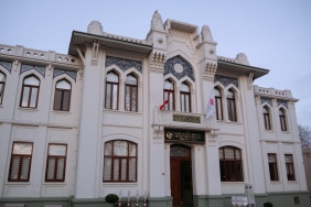 Istanbul-Fatih8217te-4-Katli-Bina-Coktu-Genis-Capli-Arama-Kurtarma-Baslatildi-featured