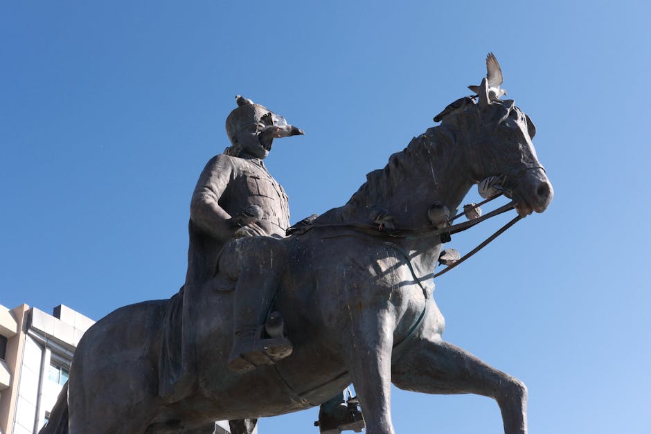 Izmir8217de-Ogretmene-Ataturk8217e-Hakaret-Iddiasiyla-Sorusturma-featured