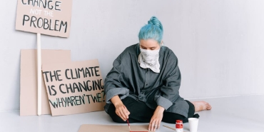 Konya8217da-Ogretmen-Cenazesinde-MEB-Bakan-Yardimcisina-Protesto-featured