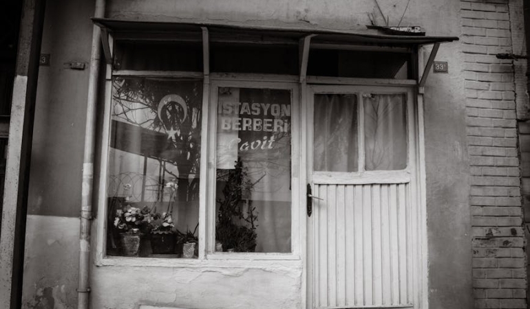 Mersin8217de-Okul-Laboratuvarinda-Patlama-3-Ogrenci-Yarali-featured