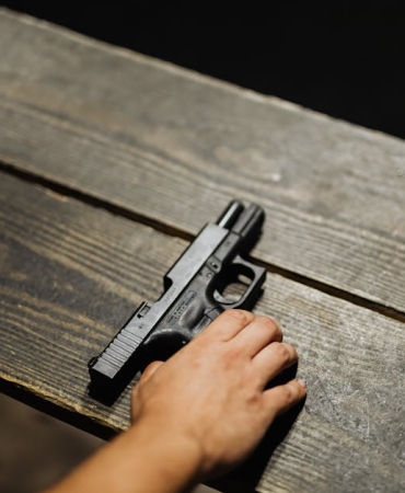 Ogretmenlere-Yonelik-Siddet-Tirmaniyor-Yasal-Koruma-Gelecek-mi-featured