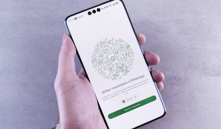 WhatsApp8217a-Cigir-Acan-Yenilikler-Mesajlasma-Deneyimi-Bastan-Yaziliyor-featured