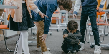 EBS8217ten-Egitime-Siddete-Karsi-Kapsamli-Cozum-Paketleri-featured