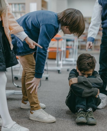 EBS8217ten-Egitime-Siddete-Karsi-Kapsamli-Cozum-Paketleri-featured